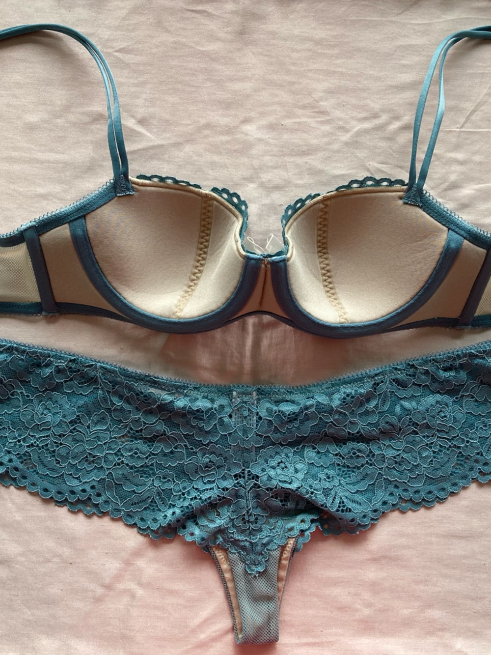 Ciao Bella Set Balconette Bra in Smoke Blue 32B, matching Tanga Panty S - Picture 3 of 6